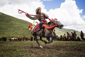 Tybet konie festiwale jeździeckie