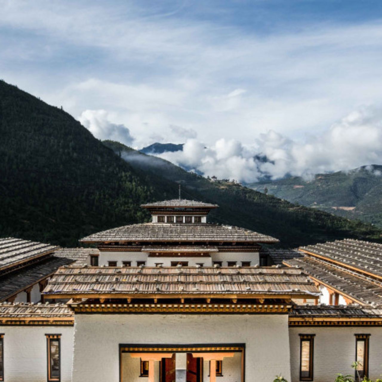 Bhutan, medycyna tybetańska, wyprawy do Azji